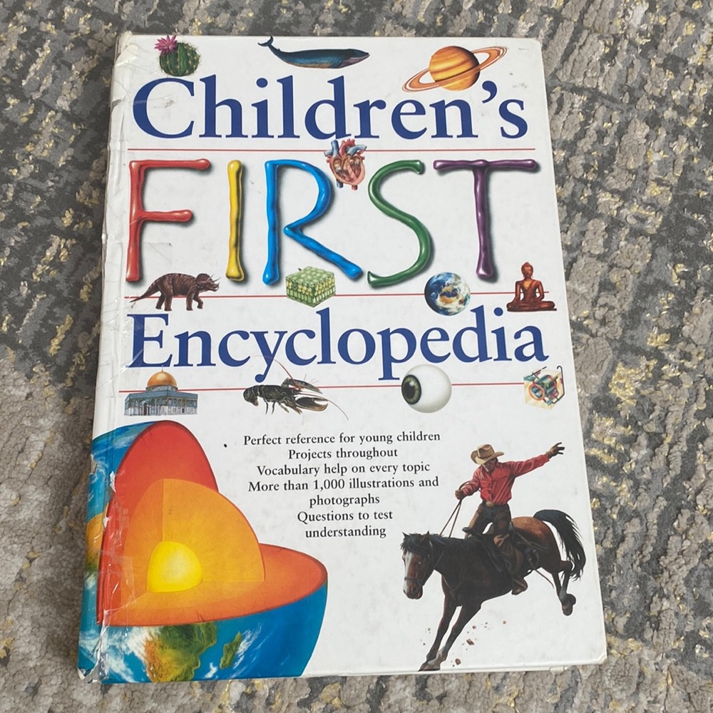 Kids Children first encyclopedia book